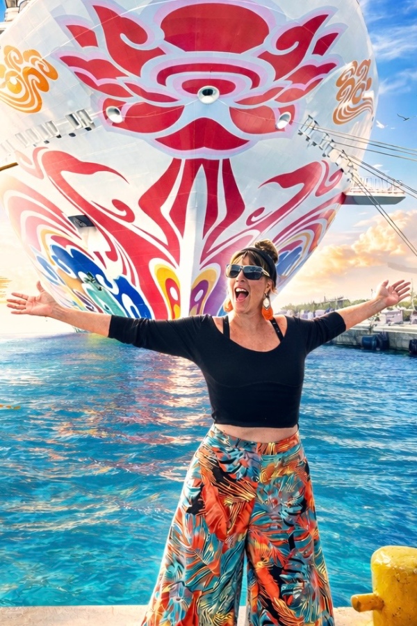 Cruise Brothers Travel Agent WENDY LADYBUG